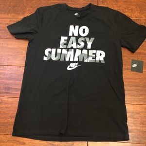 NWT Nike men’s tee